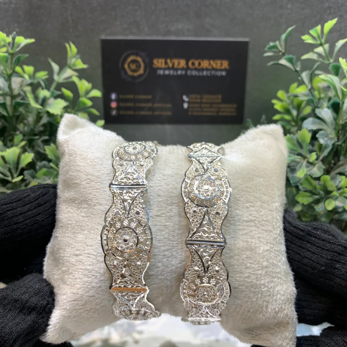Mehfil Silver Bangle, 925 sterling silver